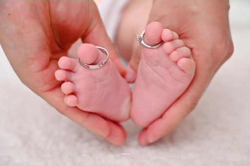 怀孕多久才会孕吐