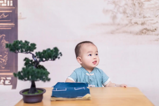 宝宝肠胃炎吃什么食物